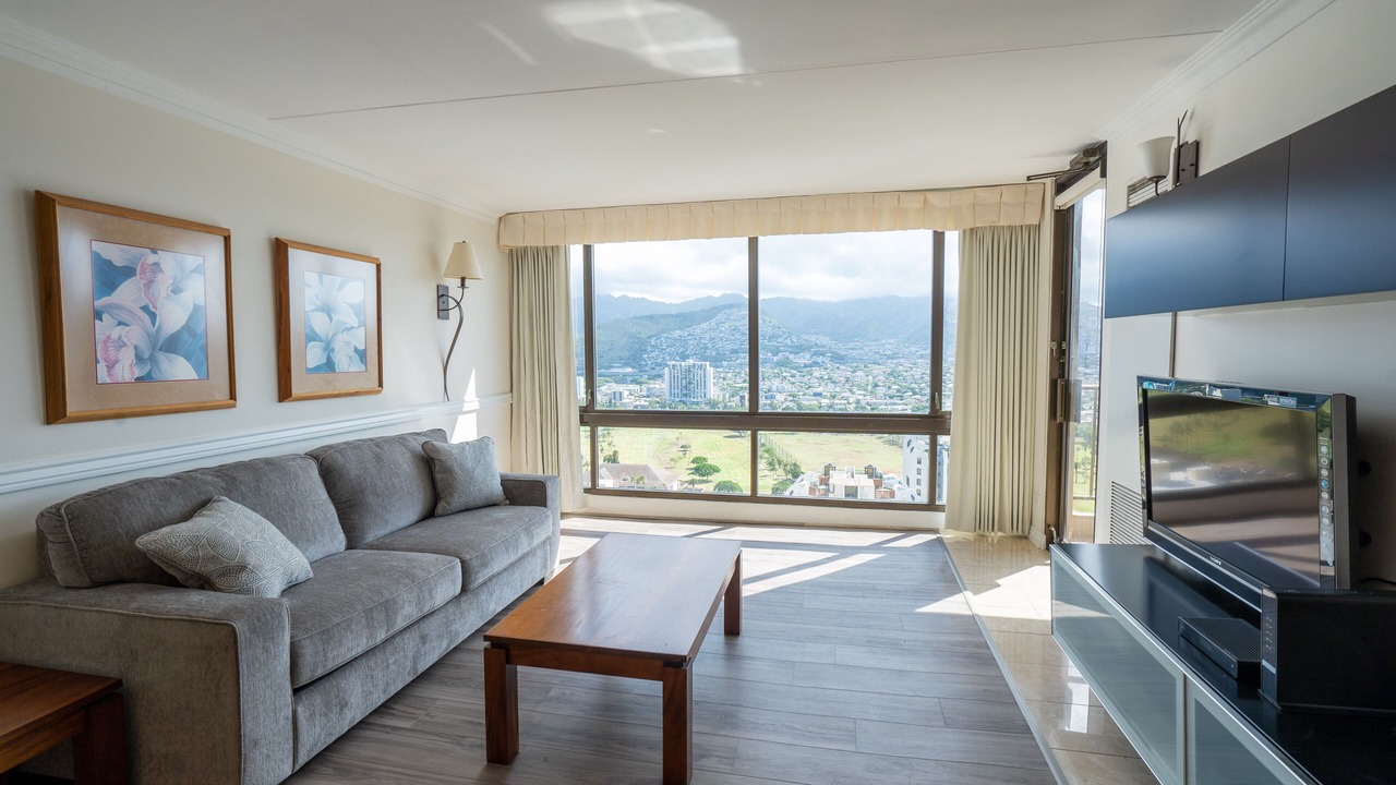 Photo of Livingroom in Waikiki
