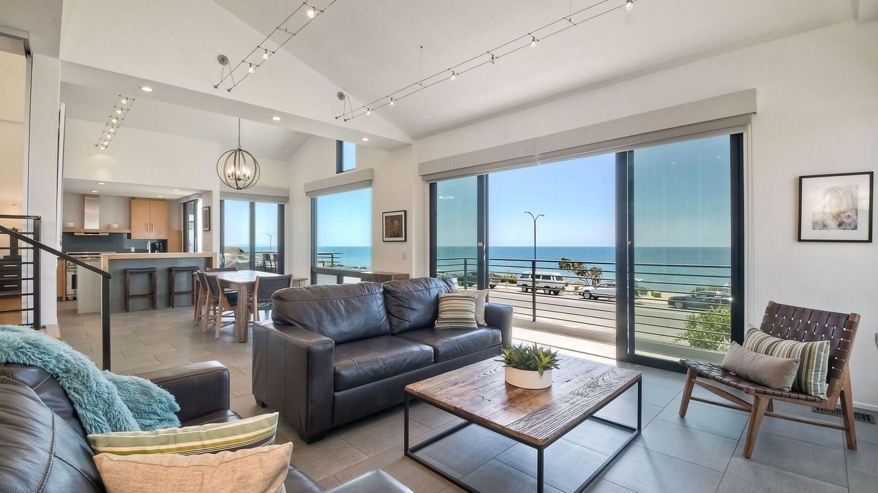 Photo of Livingroom in Carlsbad