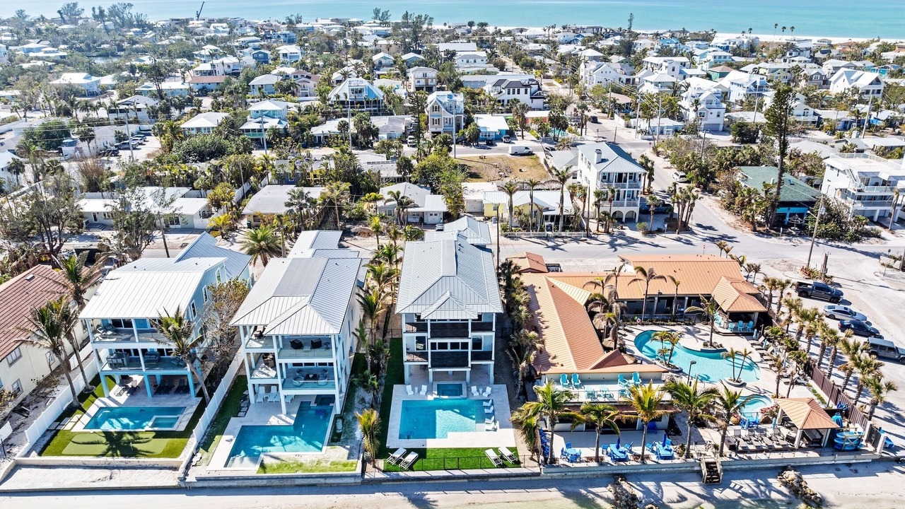 Photo of Others in Anna Maria