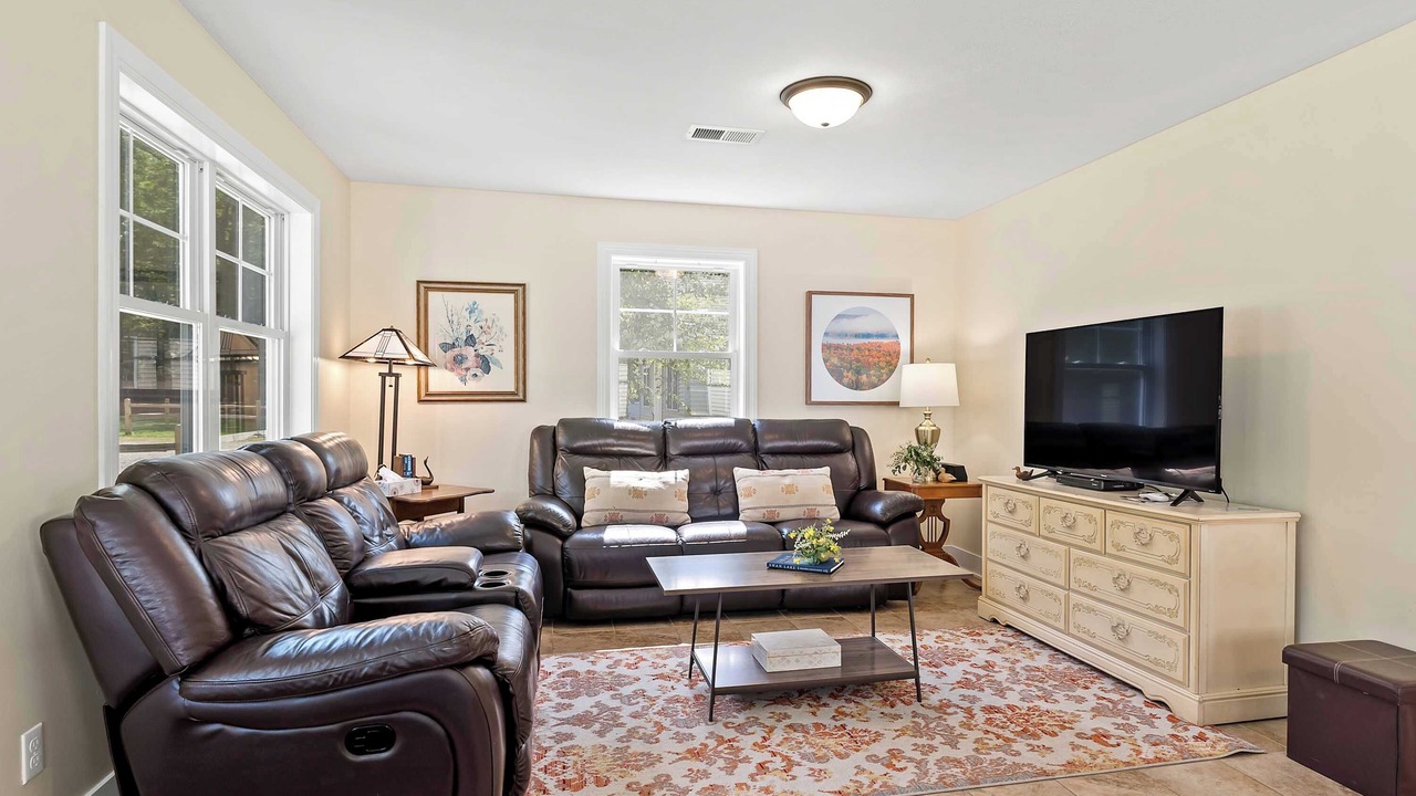 Photo of Bedroom in Kendall