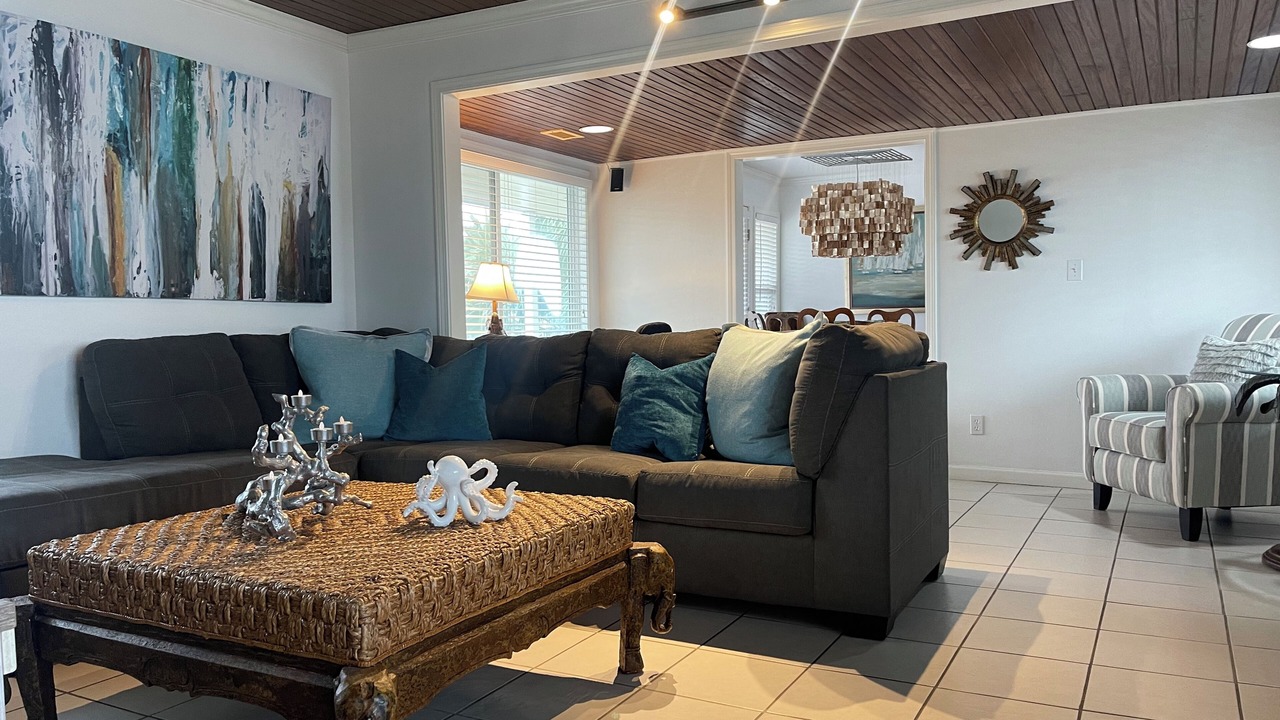 Photo of Bedroom in Jamaica Beach