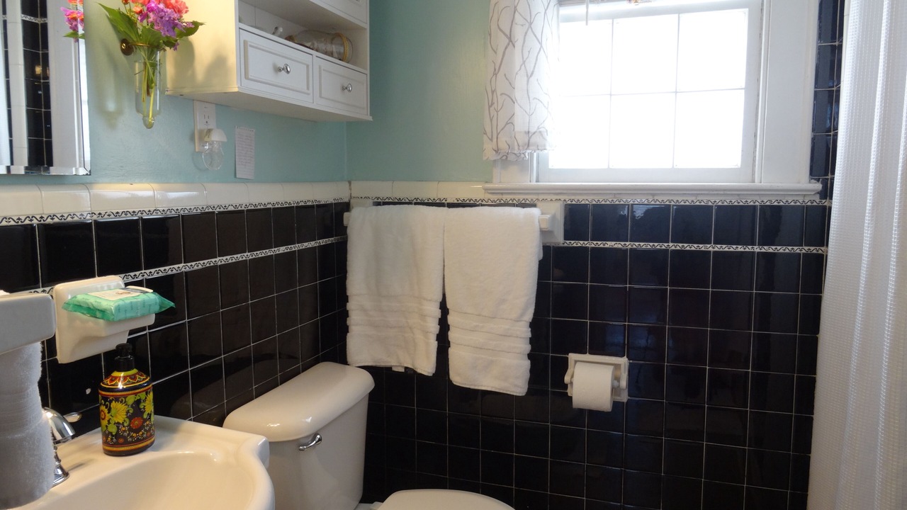 Photo of Bathroom in Northeast Virginia Beach