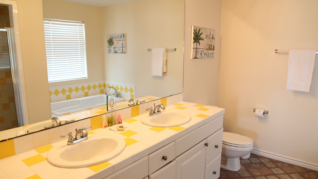 Photo of Bathroom in Sand Point