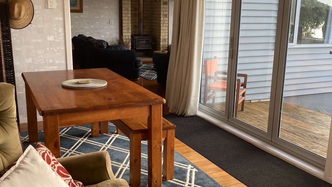 Photo of Livingroom in Whangaroa