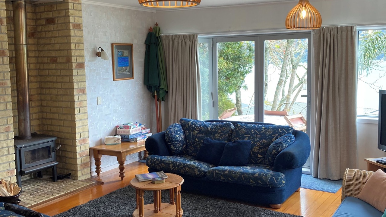 Photo of Livingroom in Whangaroa