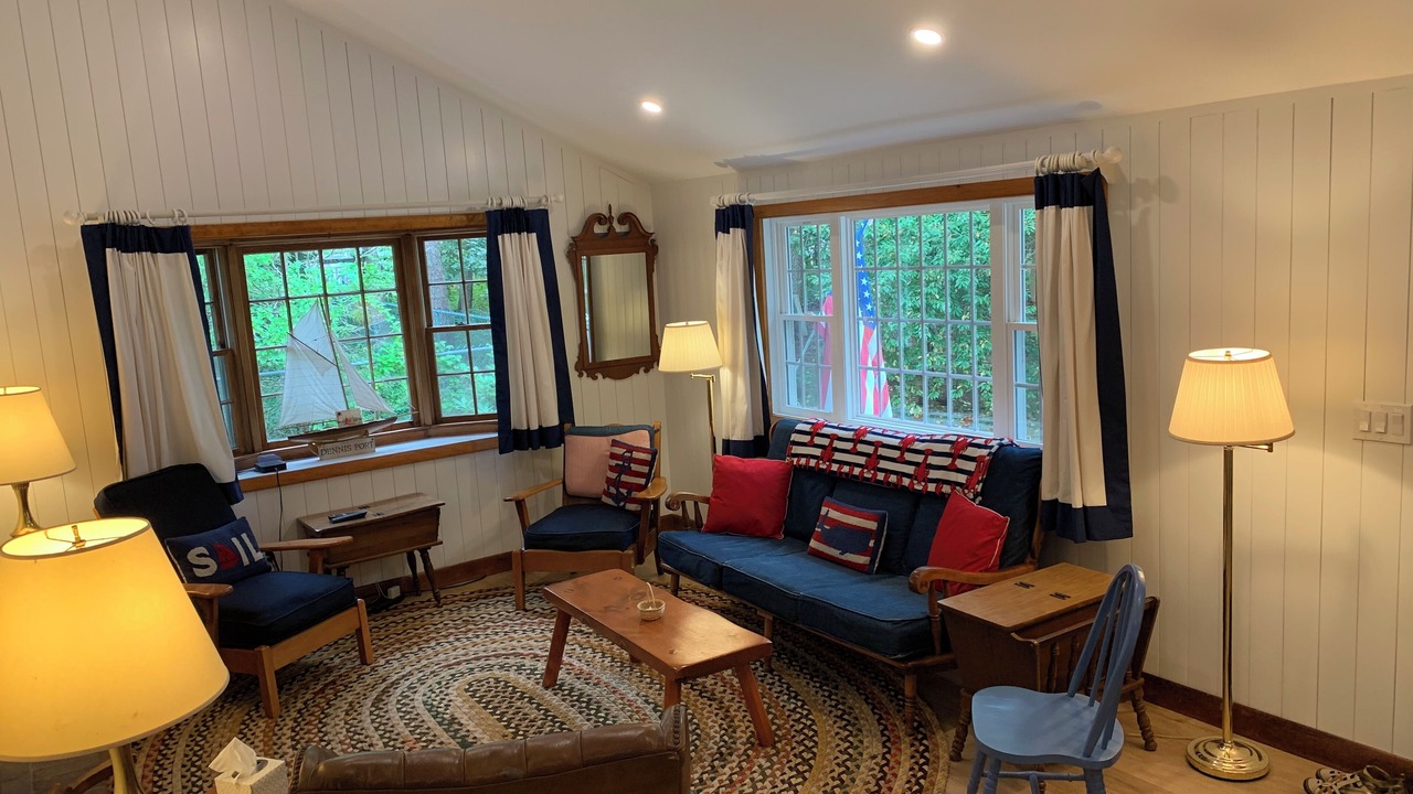Photo of Livingroom in Dennis Port