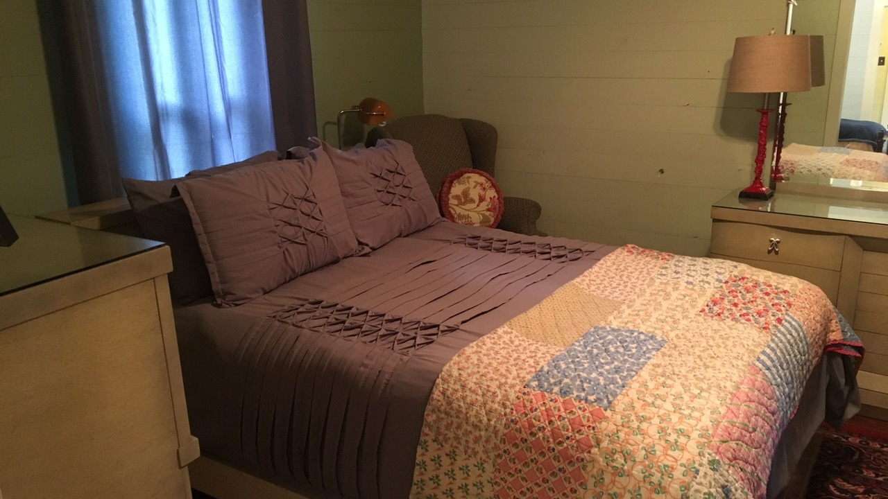Photo of Bedroom in Iberia Parish