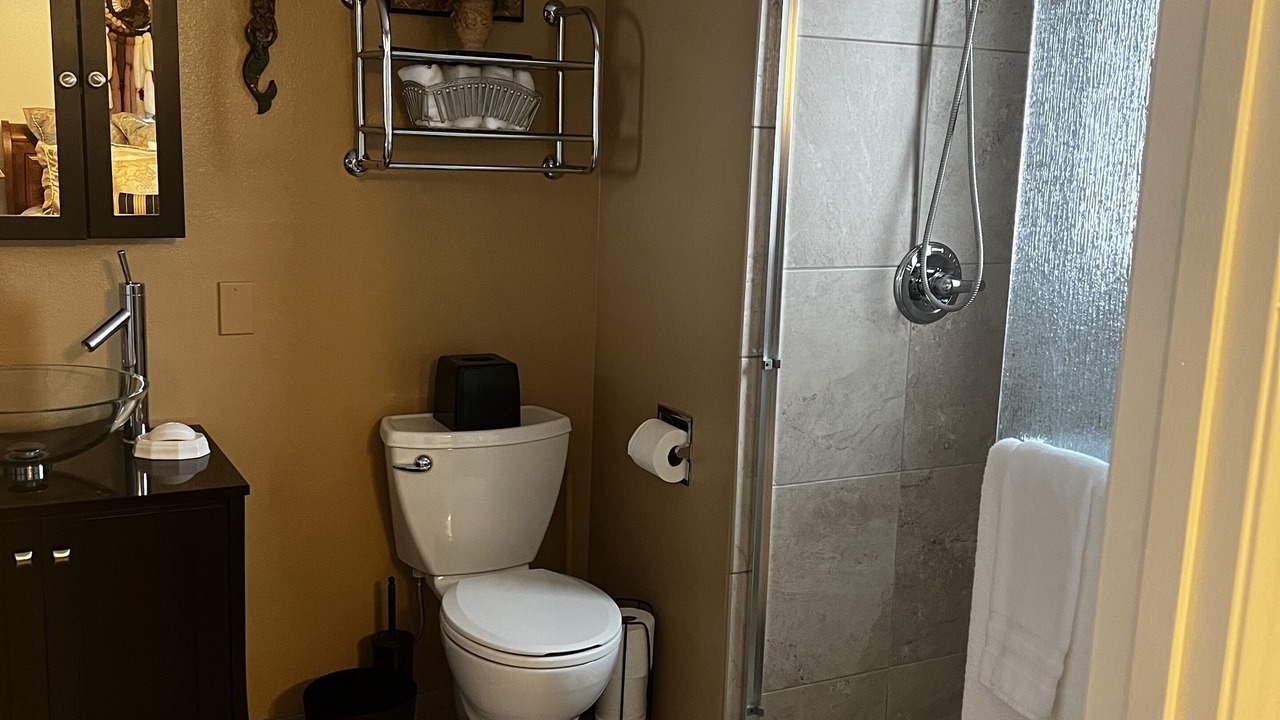 Photo of Bathroom in Green Valley
