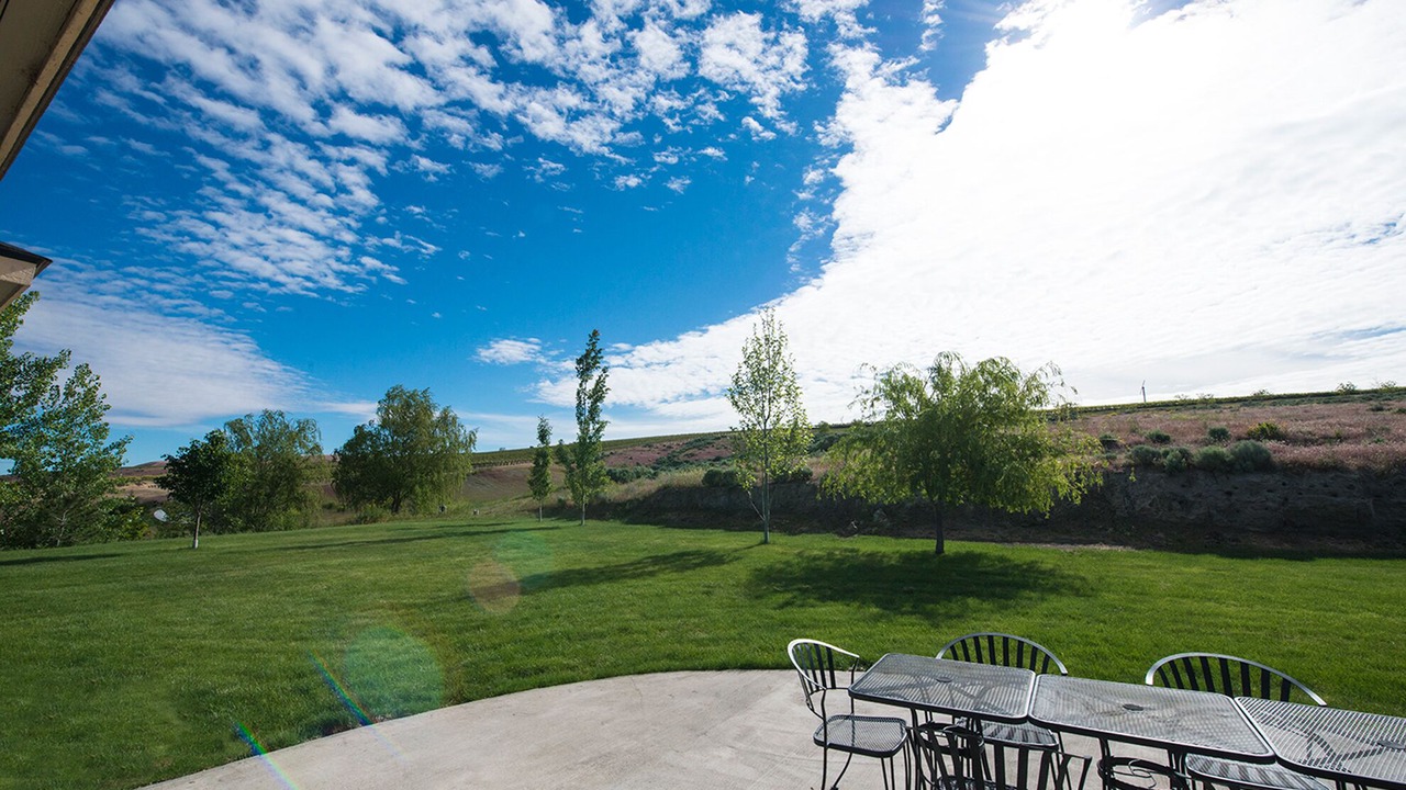 Photo of Outdoor in Benton City