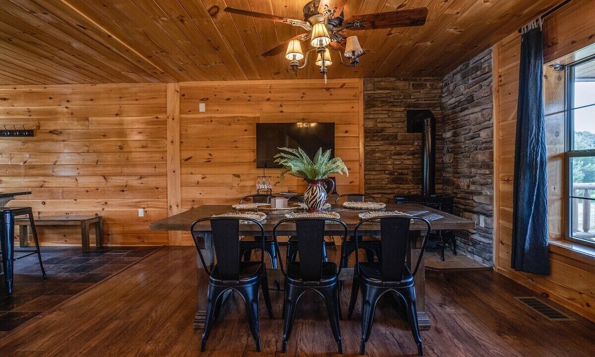 Photo of Bedroom in Town of Milo