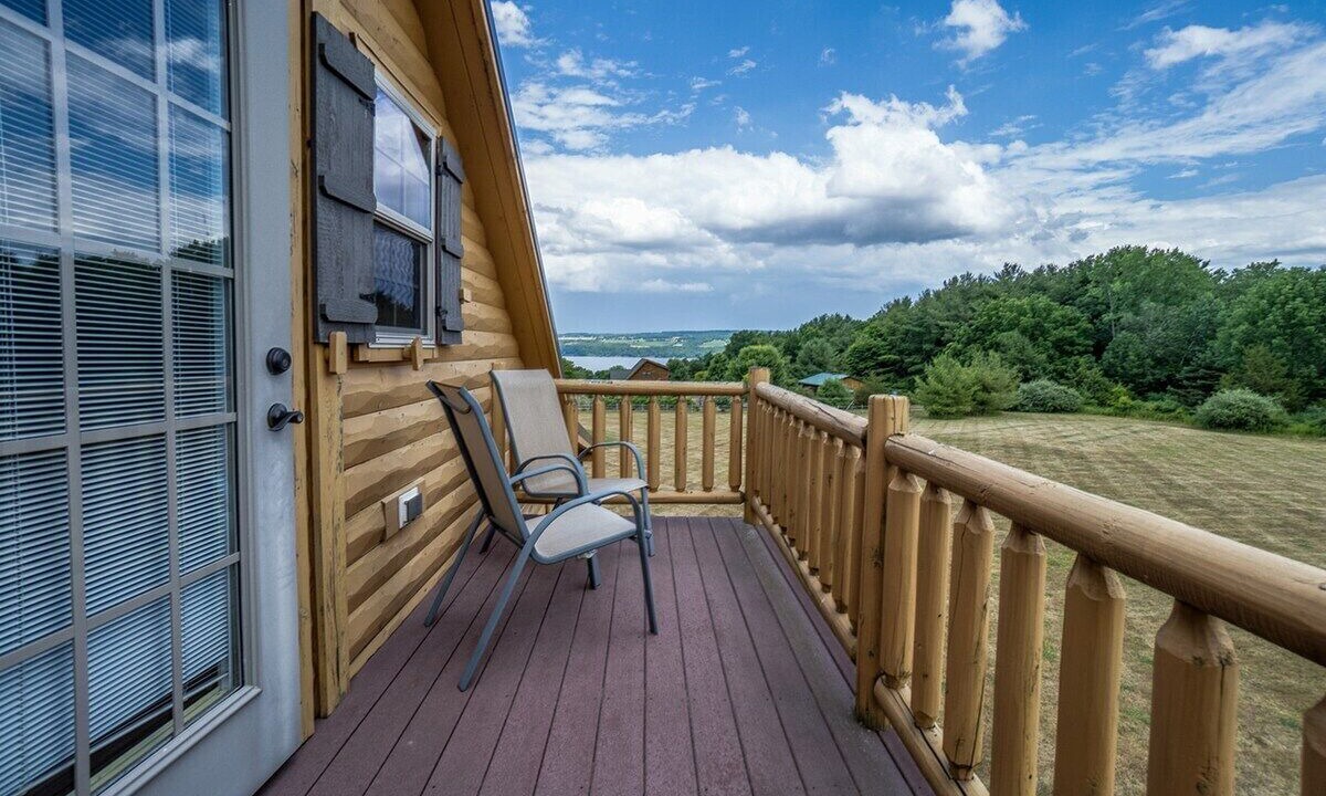 Photo of Patio Balcony in Town of Milo