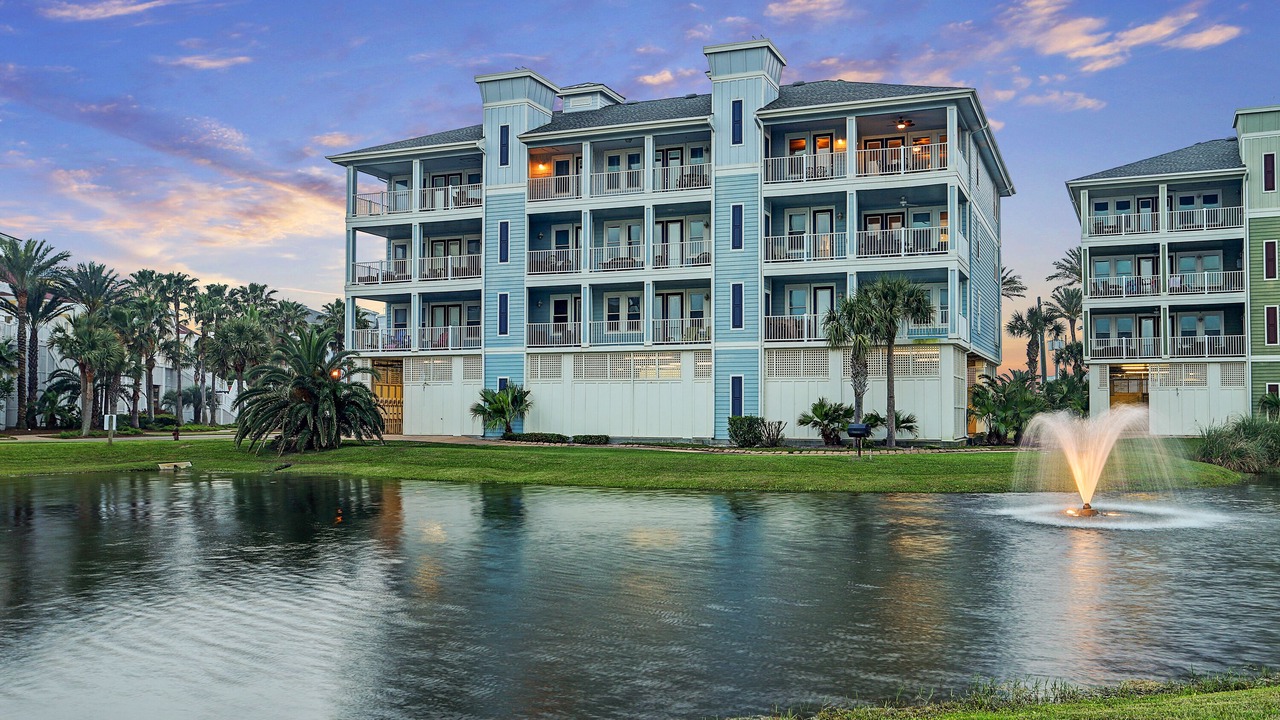 Photo of Patio Balcony in Red Fish Cove