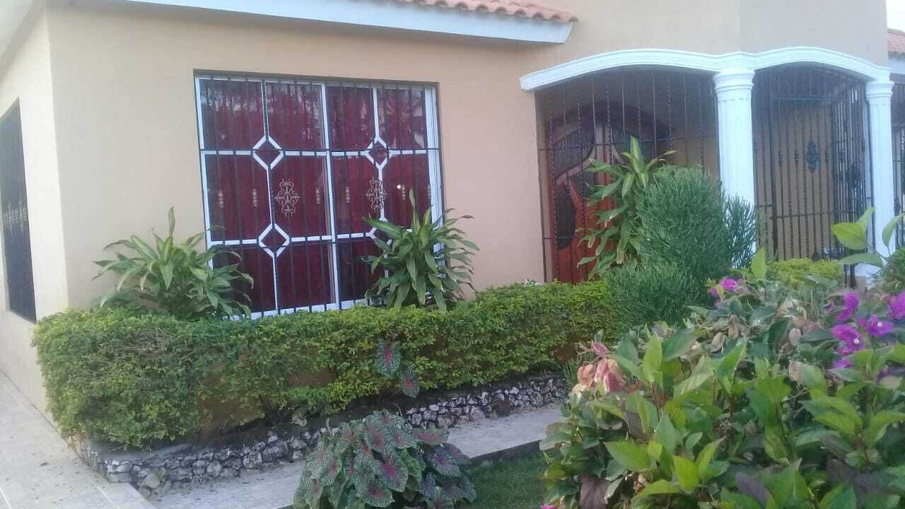 Photo of Outdoor in Cabrera