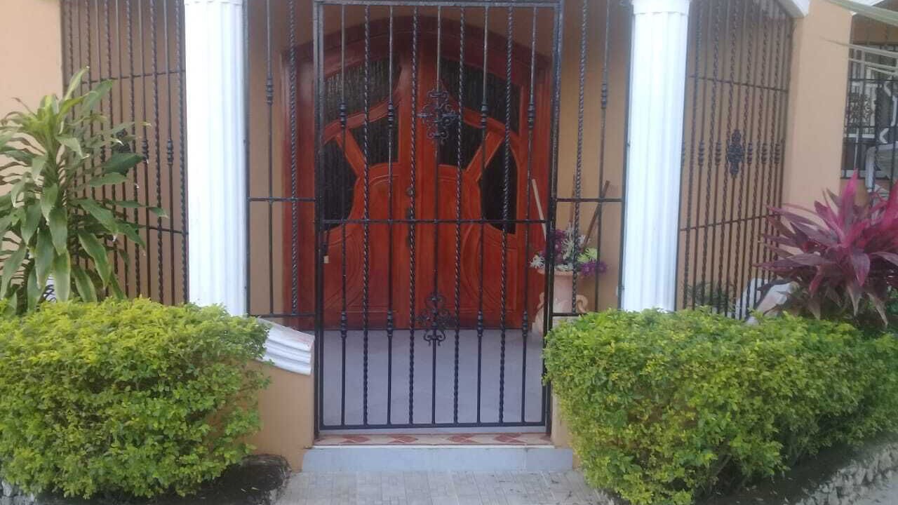 Photo of Outdoor in Cabrera