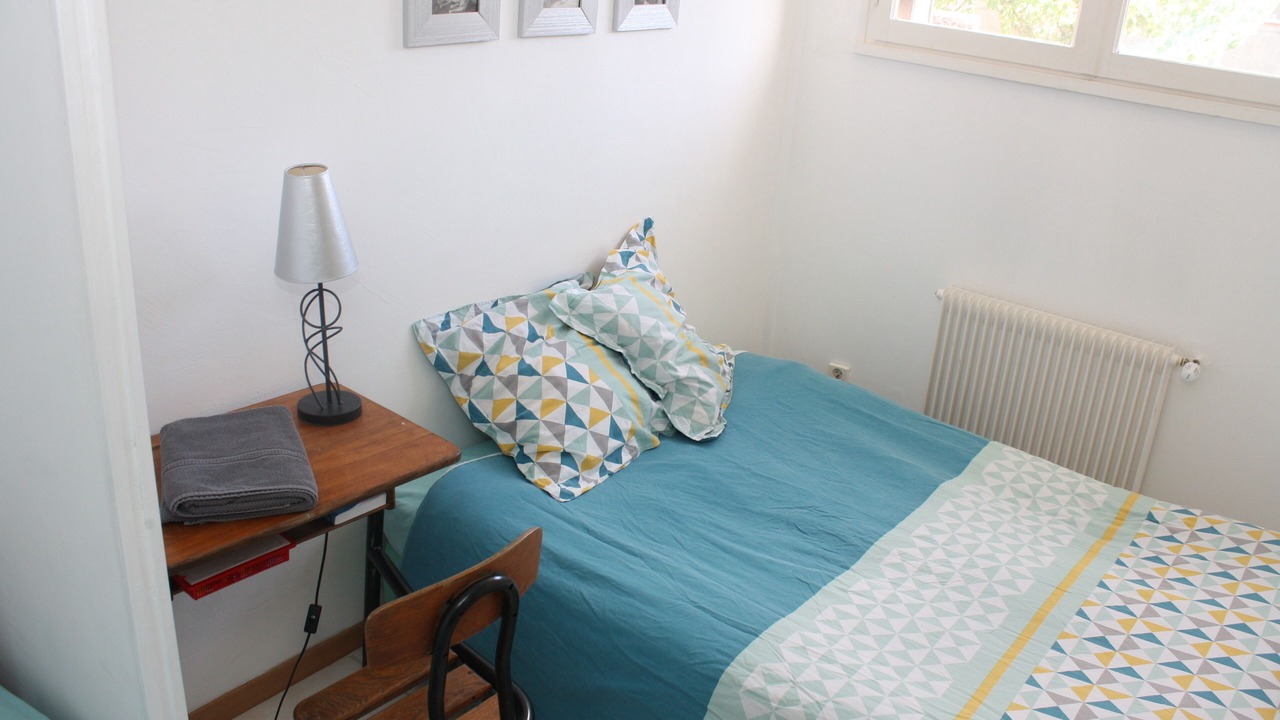 Photo of Bedroom in Le Petit-Quevilly