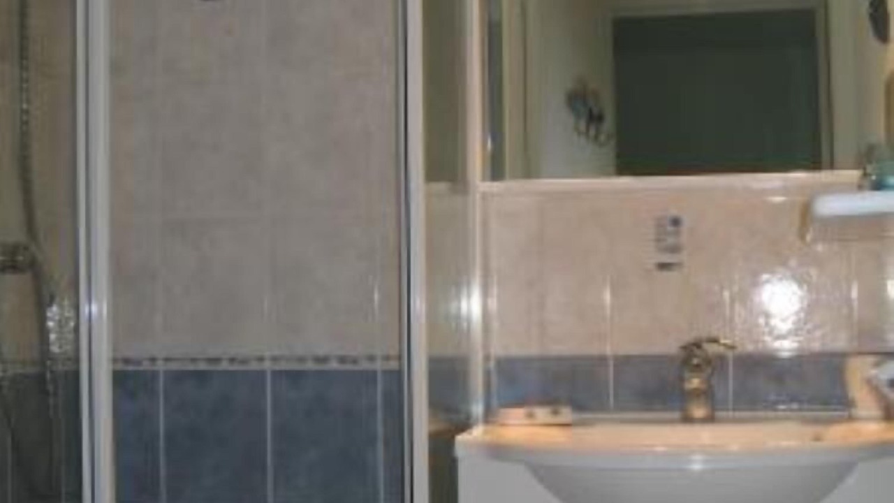 Photo of Bathroom in Ouistreham