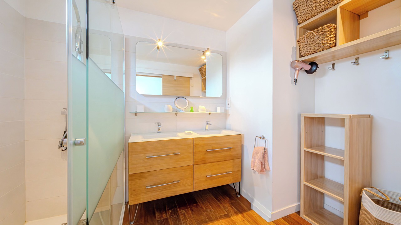 Photo of Bathroom in Carnon-Plage