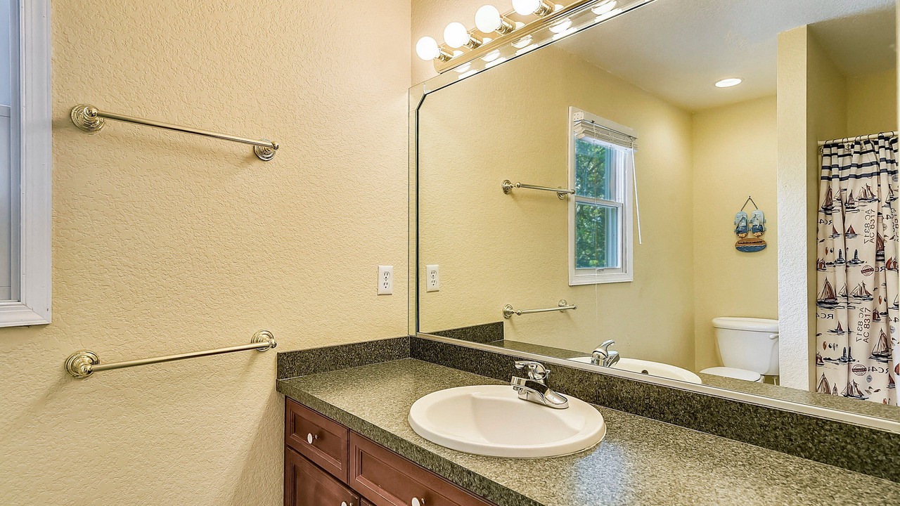 Photo of Bathroom in Duck