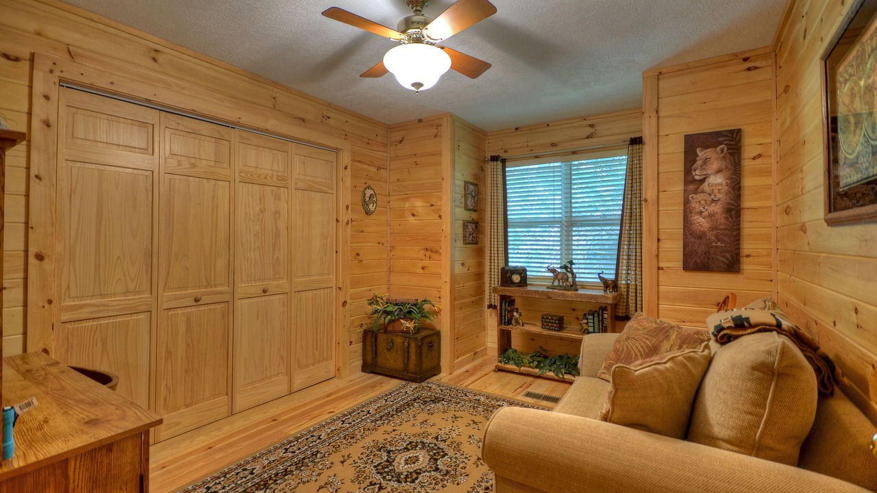 Photo of Others in Mineral Bluff