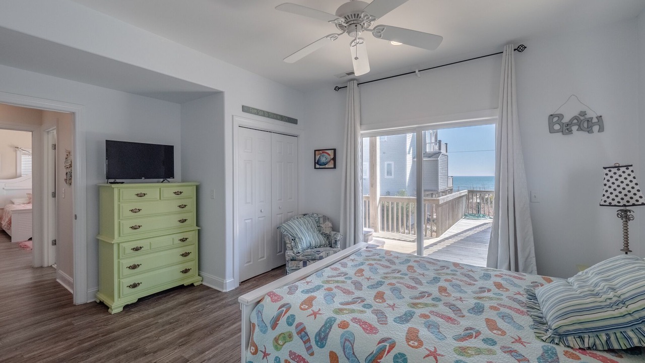 Photo of Patio Balcony in North Topsail Beach
