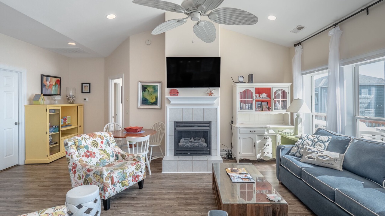 Photo of Bedroom in North Topsail Beach