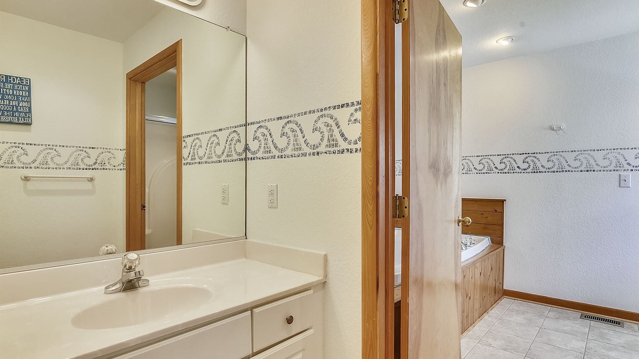 Photo of Bathroom in Nags Head