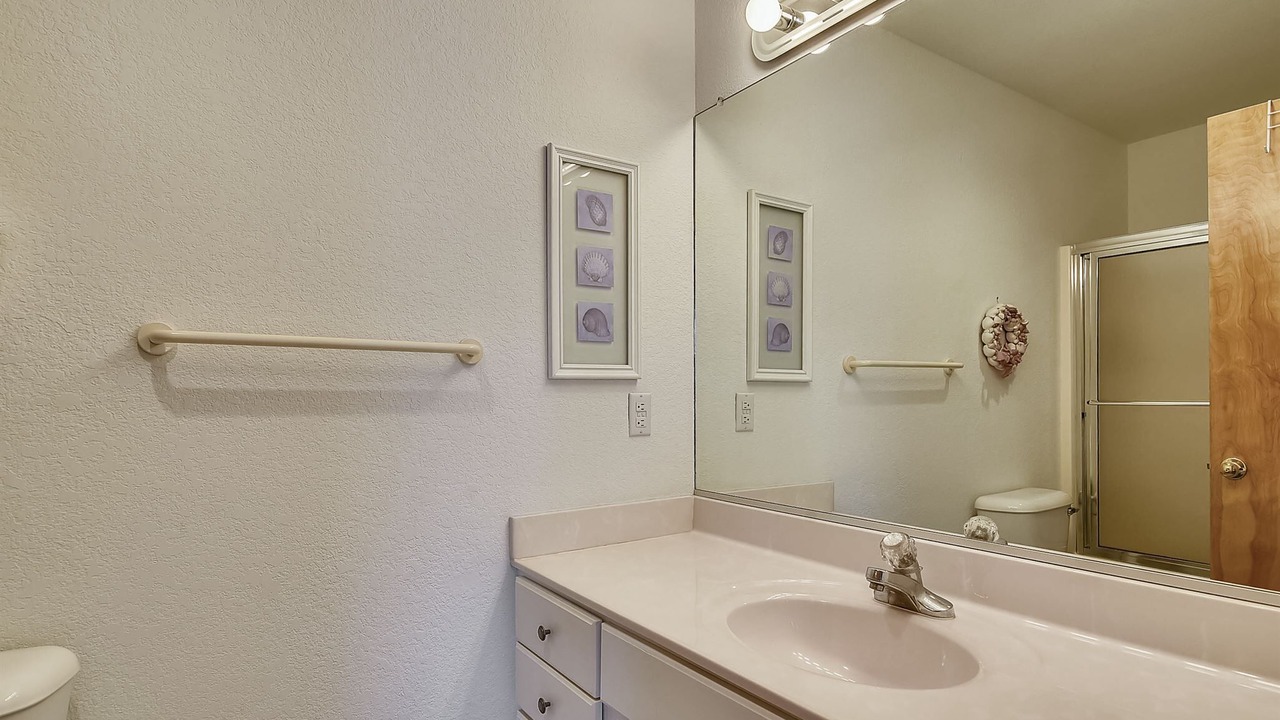 Photo of Bathroom in Nags Head