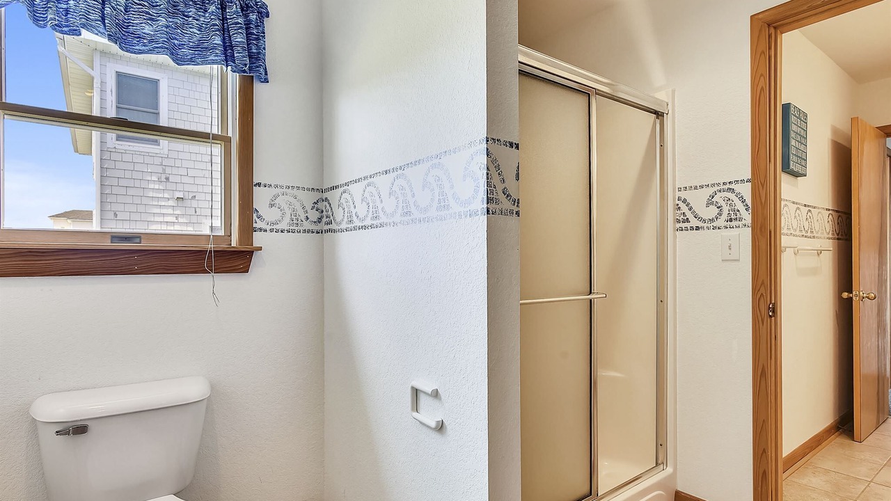 Photo of Bathroom in Nags Head