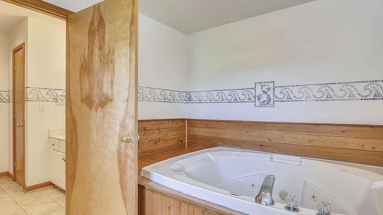 Photo of Bathroom in Nags Head