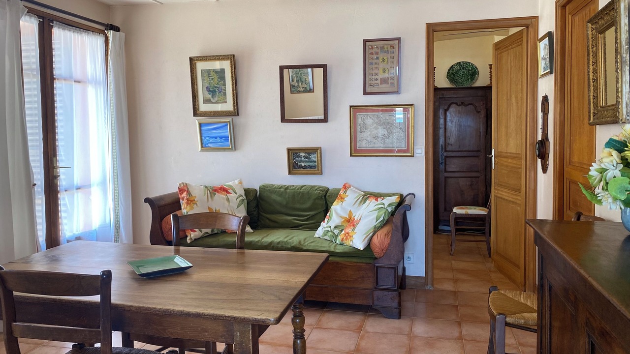 Photo of Livingroom in Erbalunga