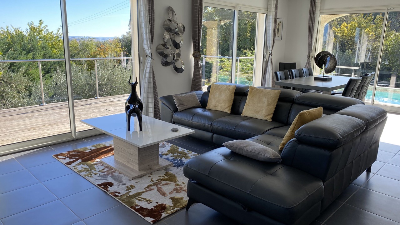 Photo of Livingroom in Sernhac