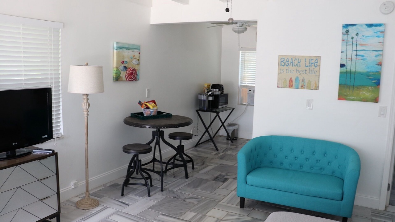 Photo of Livingroom in Ocean Ridge
