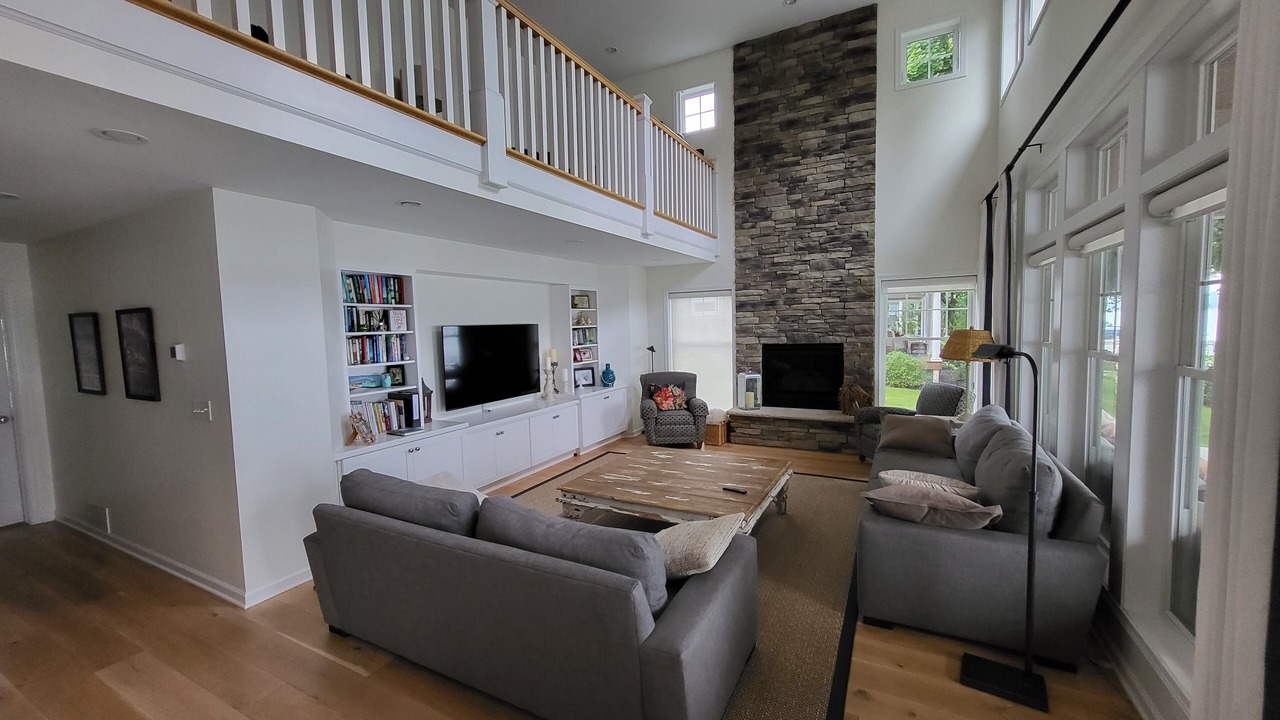 Photo of Livingroom in Canandaigua