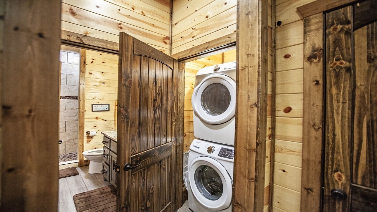 Photo of Bathroom in Broken Bow