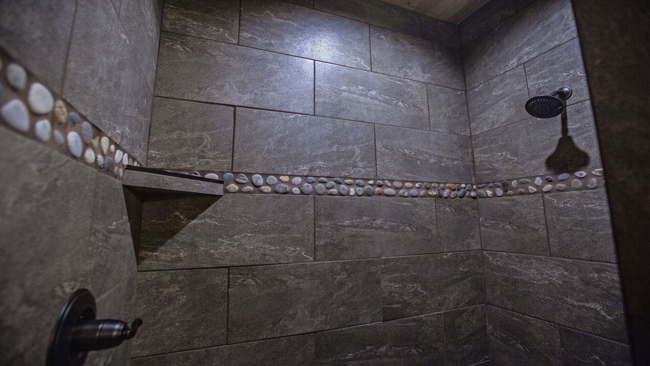 Photo of Bathroom in Broken Bow
