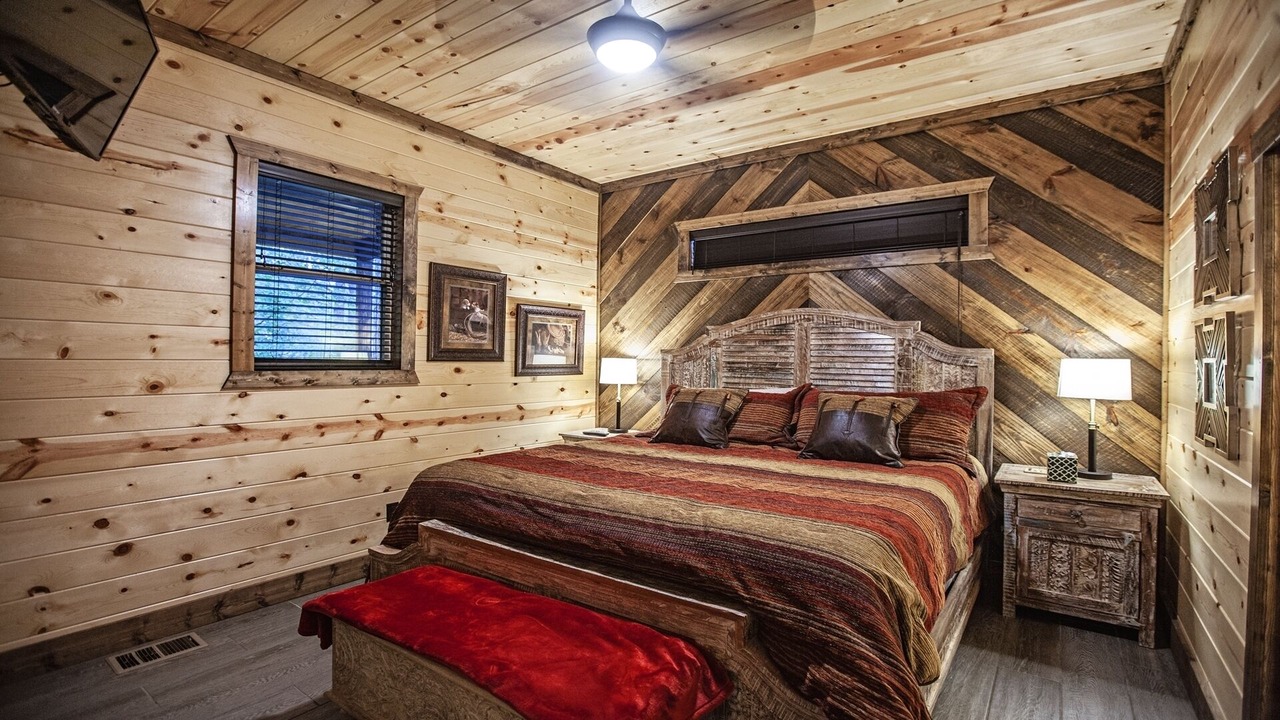Photo of Bedroom in Broken Bow