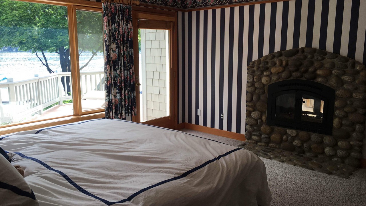 Photo of Livingroom in Wapato Point