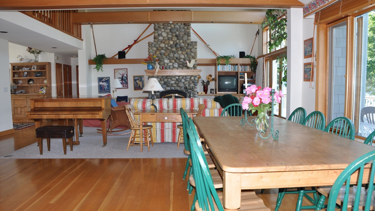 Photo of Others in Wapato Point