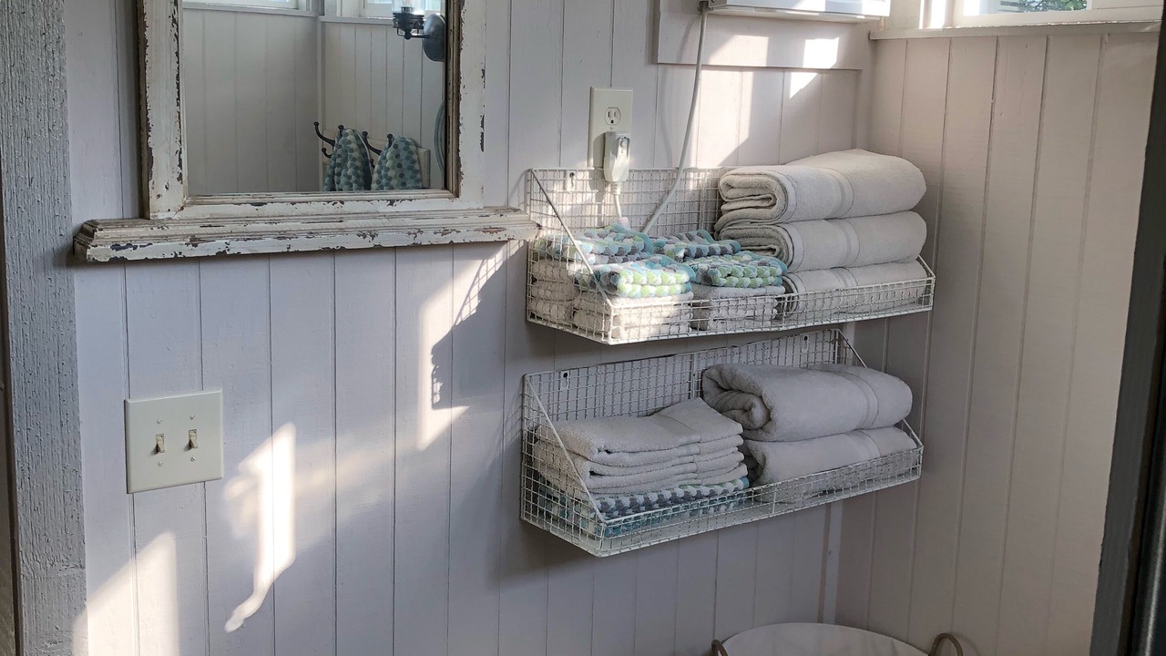 Photo of Bathroom in Harlandale