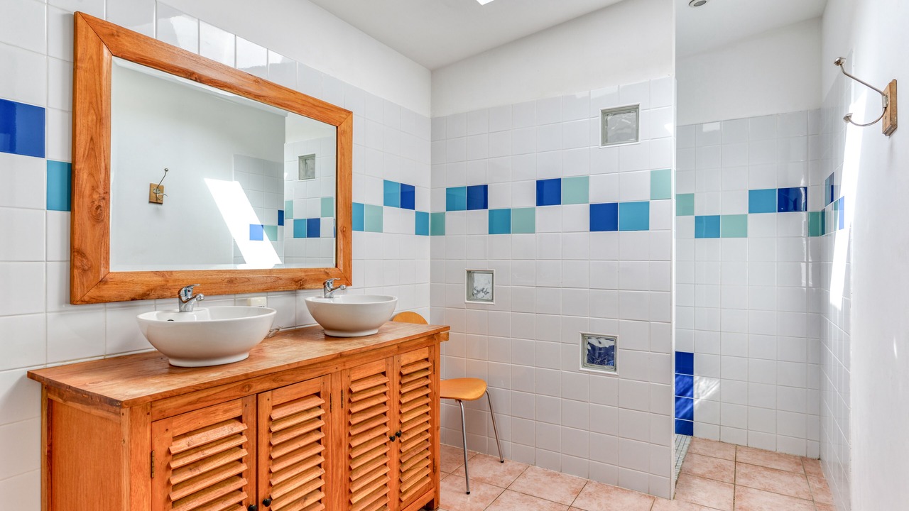 Photo of Bathroom in Fabrezan