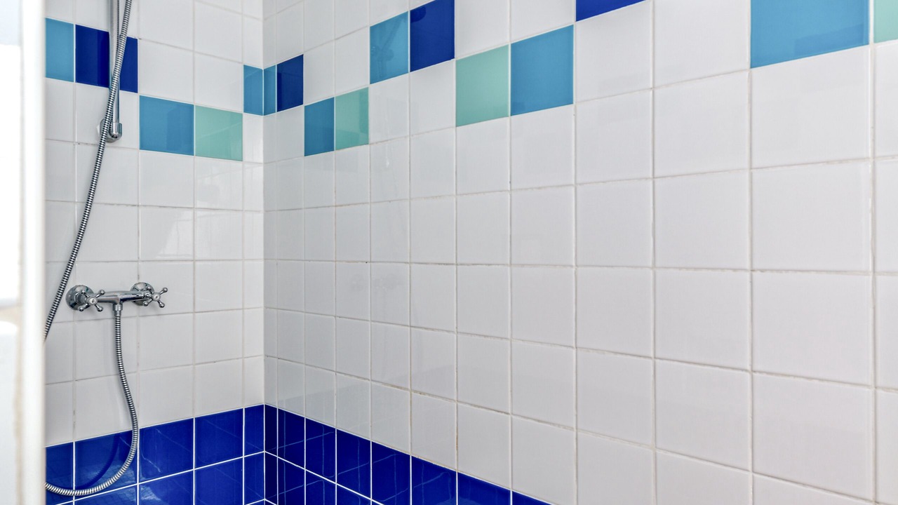 Photo of Bathroom in Fabrezan