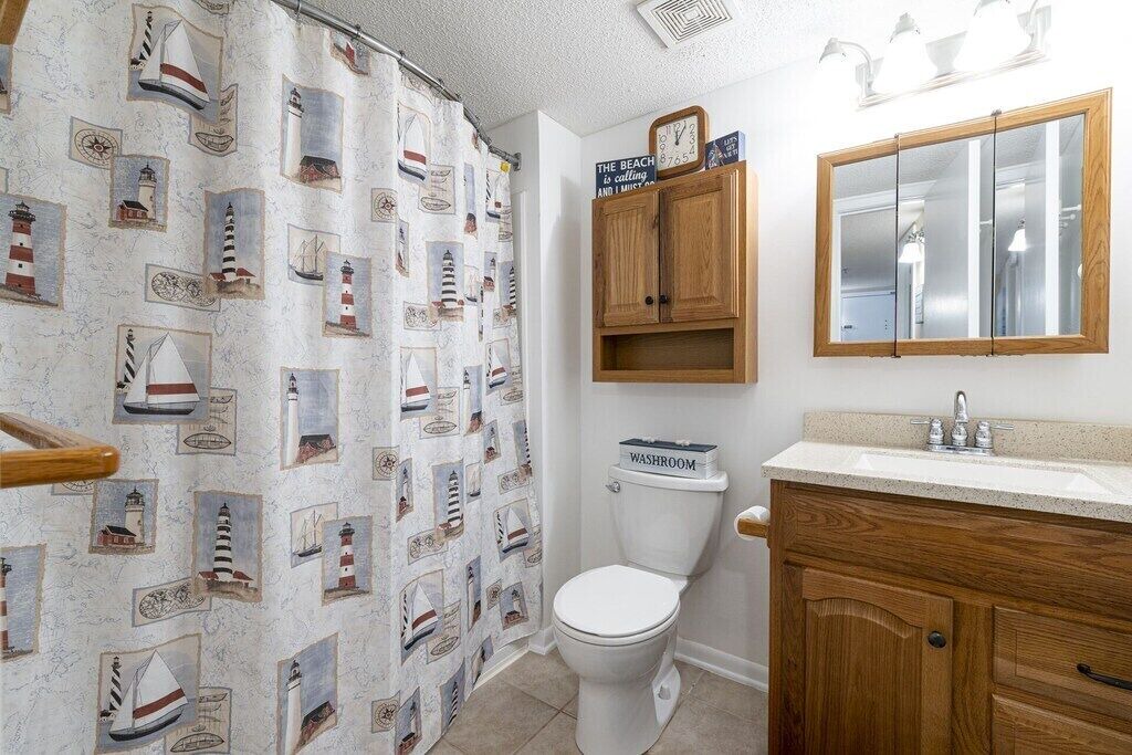 Photo of Bathroom in Crescent Beach