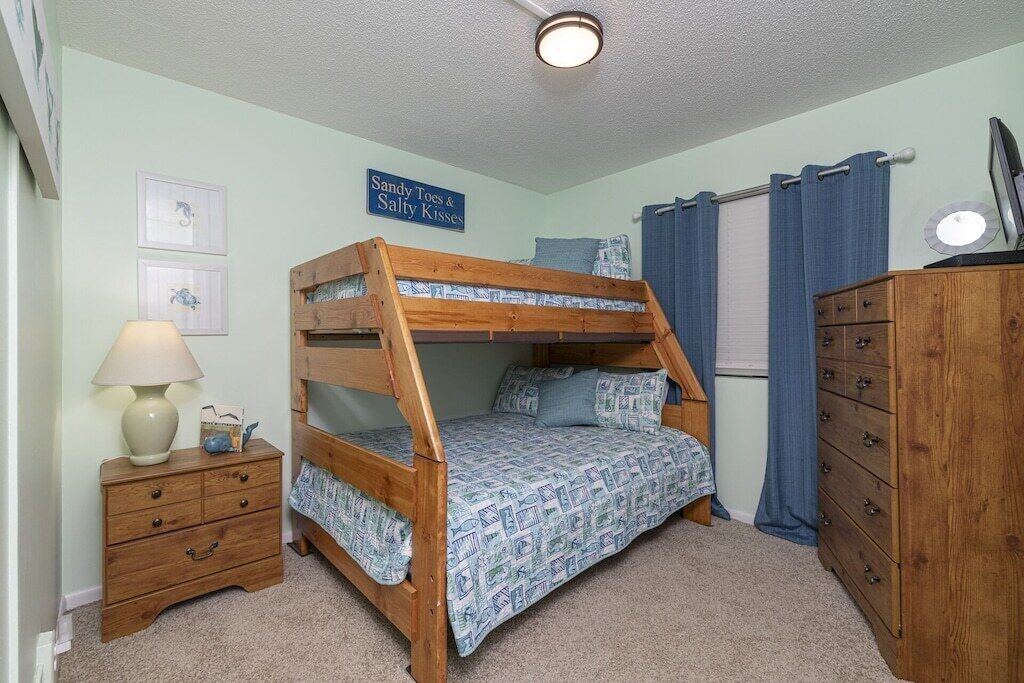 Photo of Bedroom in Crescent Beach