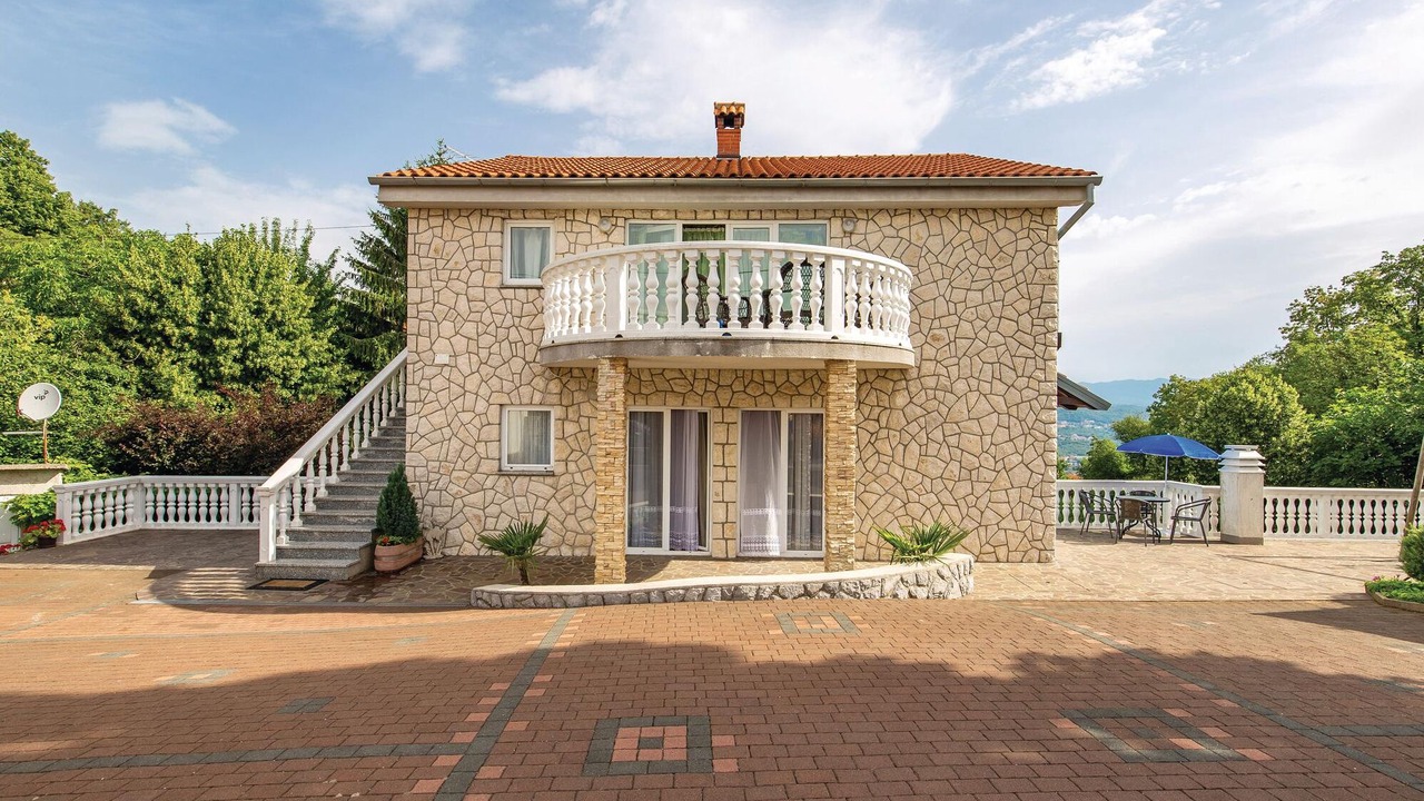 Photo of Outdoor in Bregi