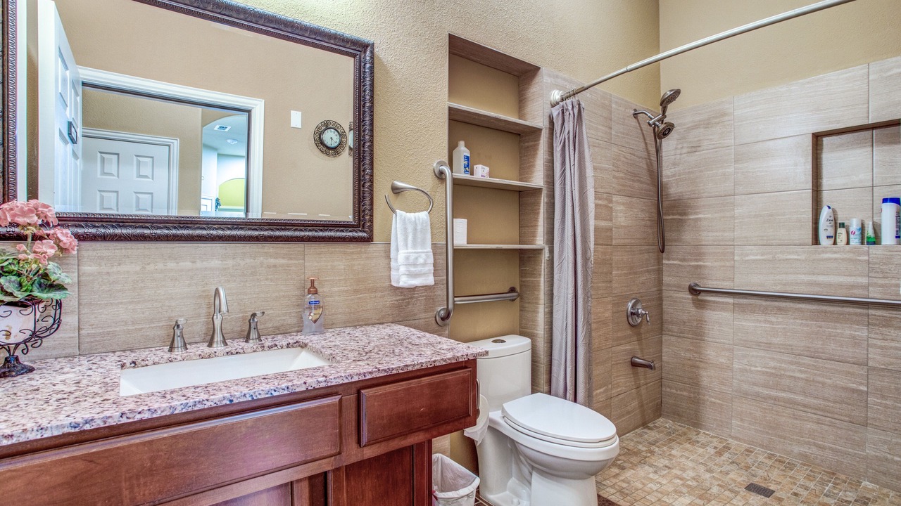 Photo of Bathroom in Panther Creek Estates