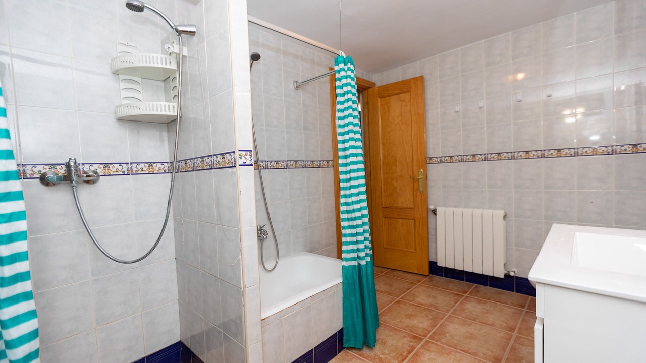 Photo of Bathroom in Torres
