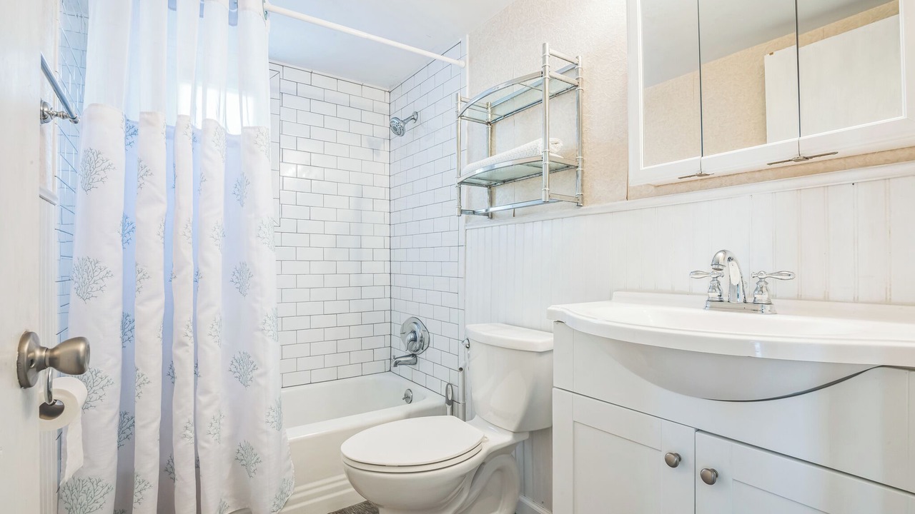 Photo of Bathroom in Surf City