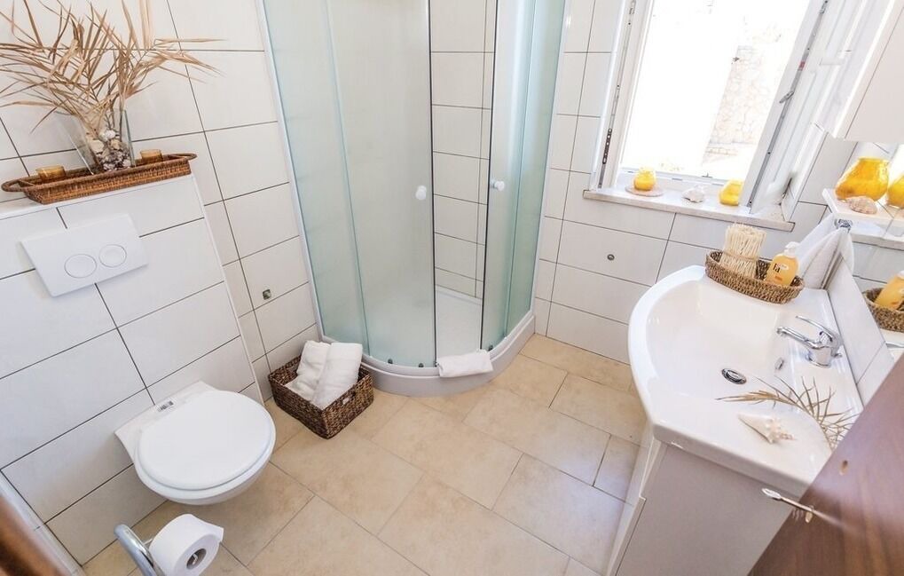 Photo of Bathroom in Zagore
