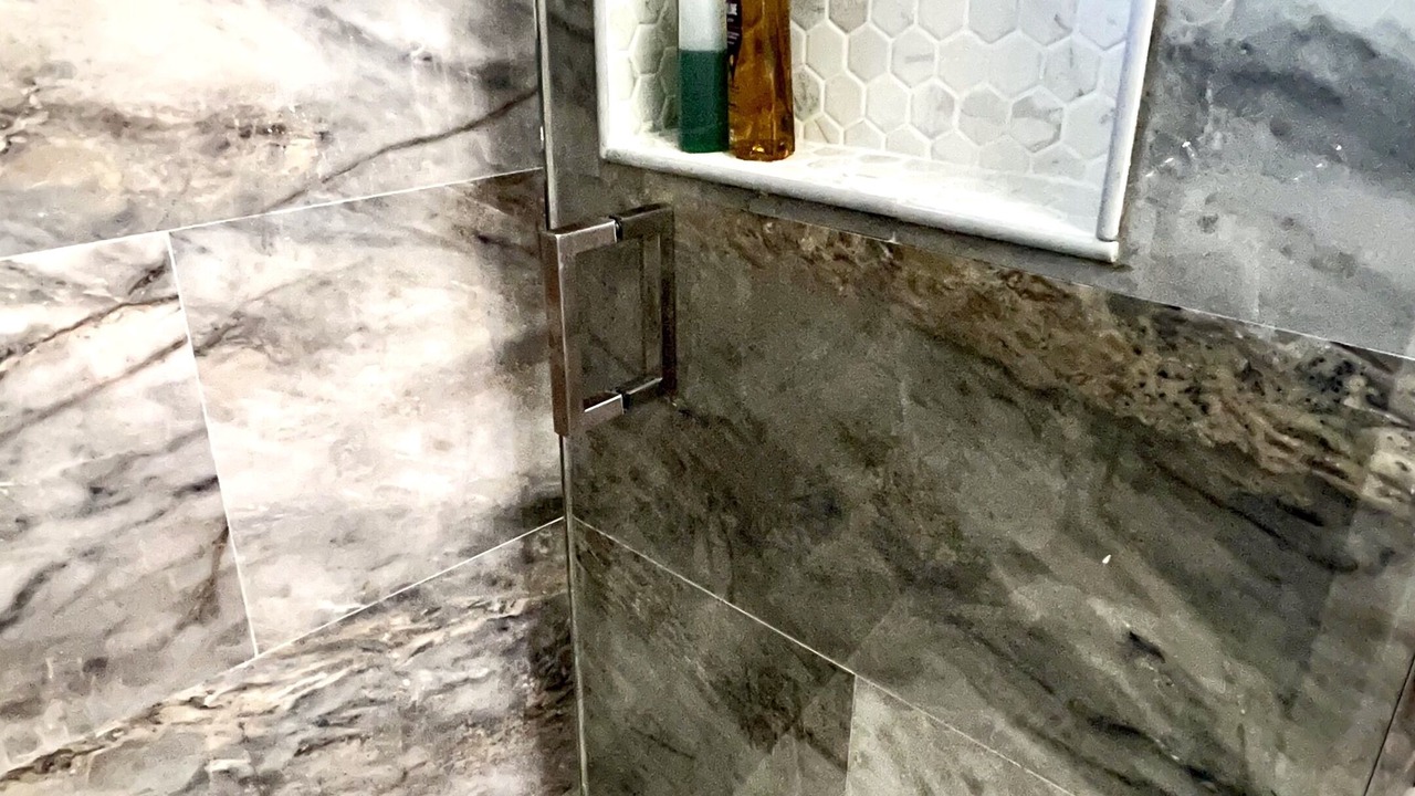 Photo of Bathroom in Hialeah