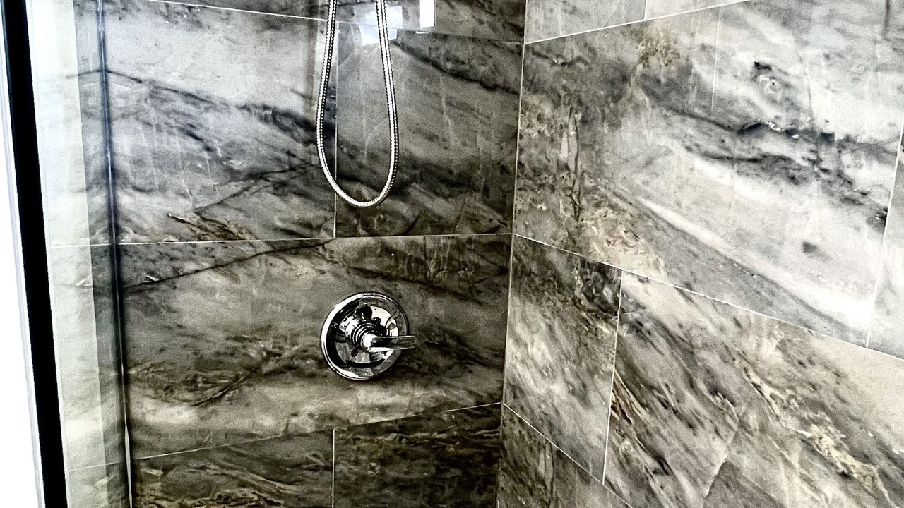 Photo of Bathroom in Hialeah
